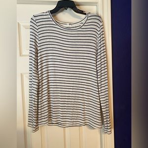 A loves A cream long sleeve shirt with grayish blue stripe. Lovely light fabric